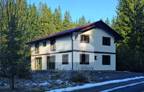 Moderná dvojpodlažná veľká chata - č.57