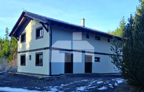 Moderná dvojpodlažná veľká chata - č.57