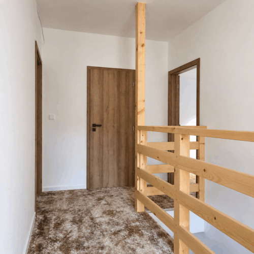 Dokončený interiér domu č.57 Dokončený interiér domu č.57